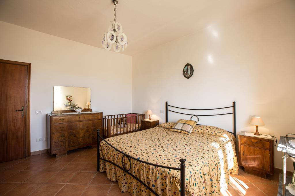 Villa Casa Guaitoli Bagni Di Petriolo Habitación foto