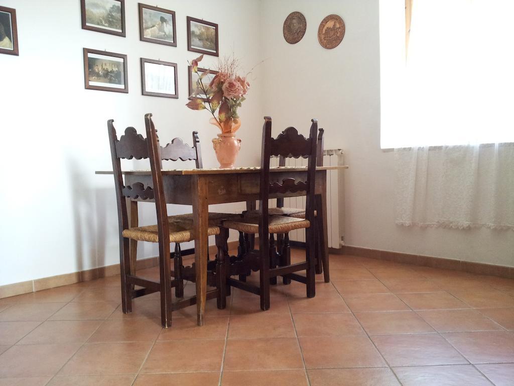 Villa Casa Guaitoli Bagni Di Petriolo Habitación foto